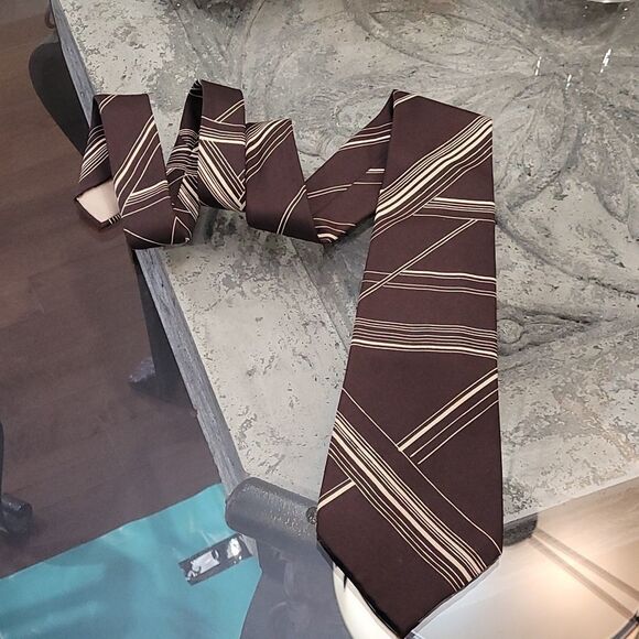 LANVIN PARIS TIE - Picture 1 of 2